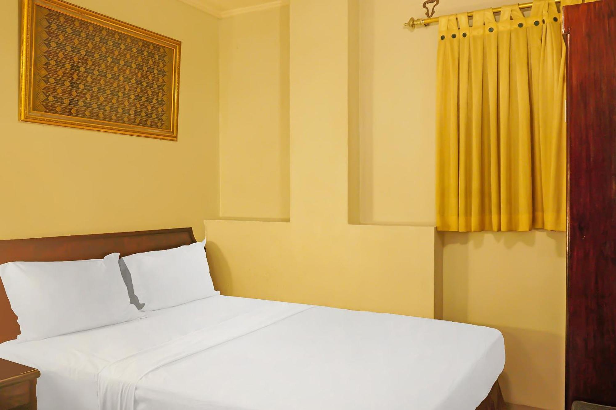 Super Oyo Collection O 92690 Hotel Limas パレンバン エクステリア 写真
