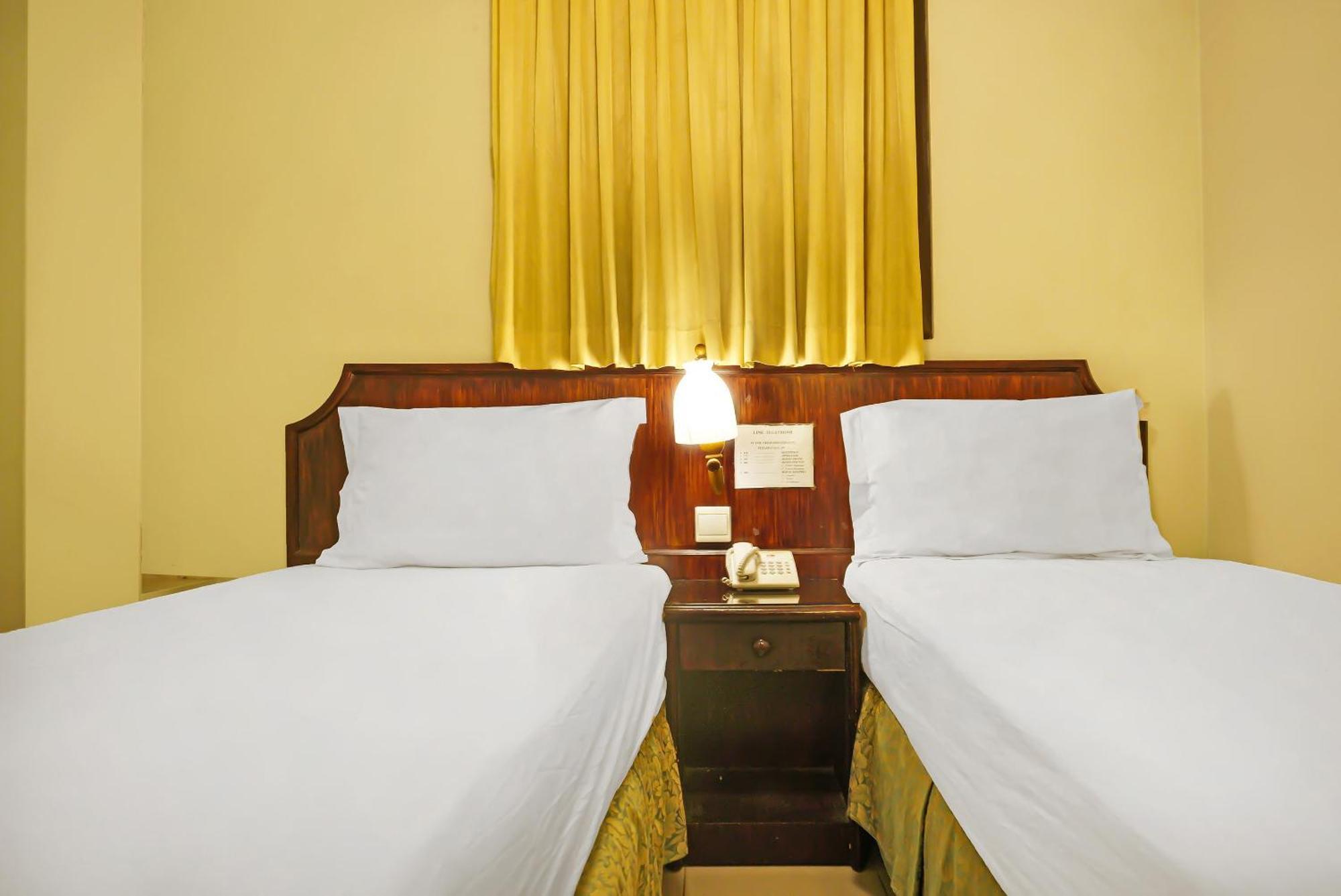 Super Oyo Collection O 92690 Hotel Limas パレンバン エクステリア 写真