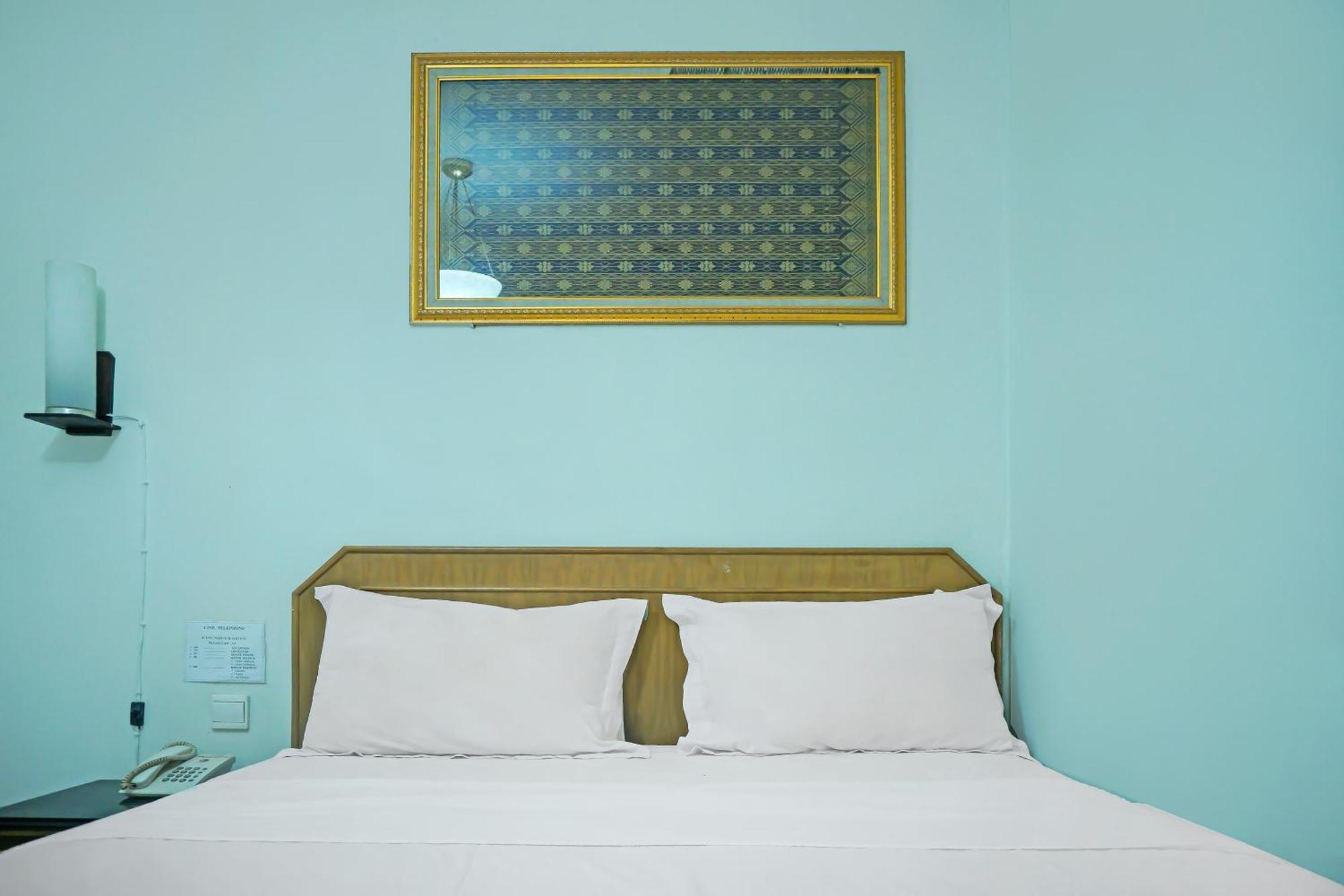 Super Oyo Collection O 92690 Hotel Limas パレンバン エクステリア 写真