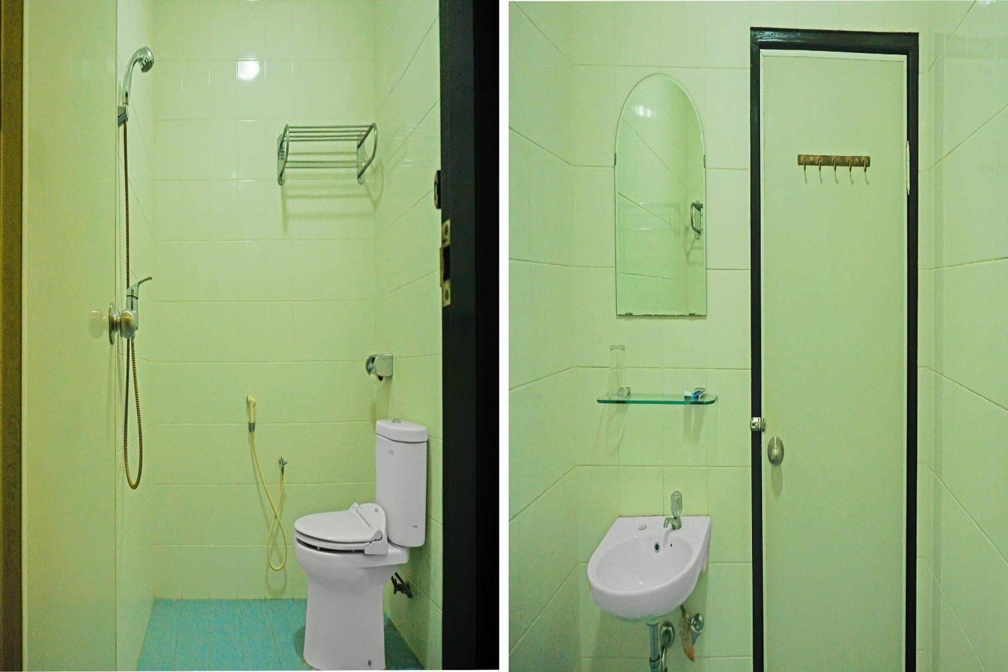 Super Oyo Collection O 92690 Hotel Limas パレンバン エクステリア 写真
