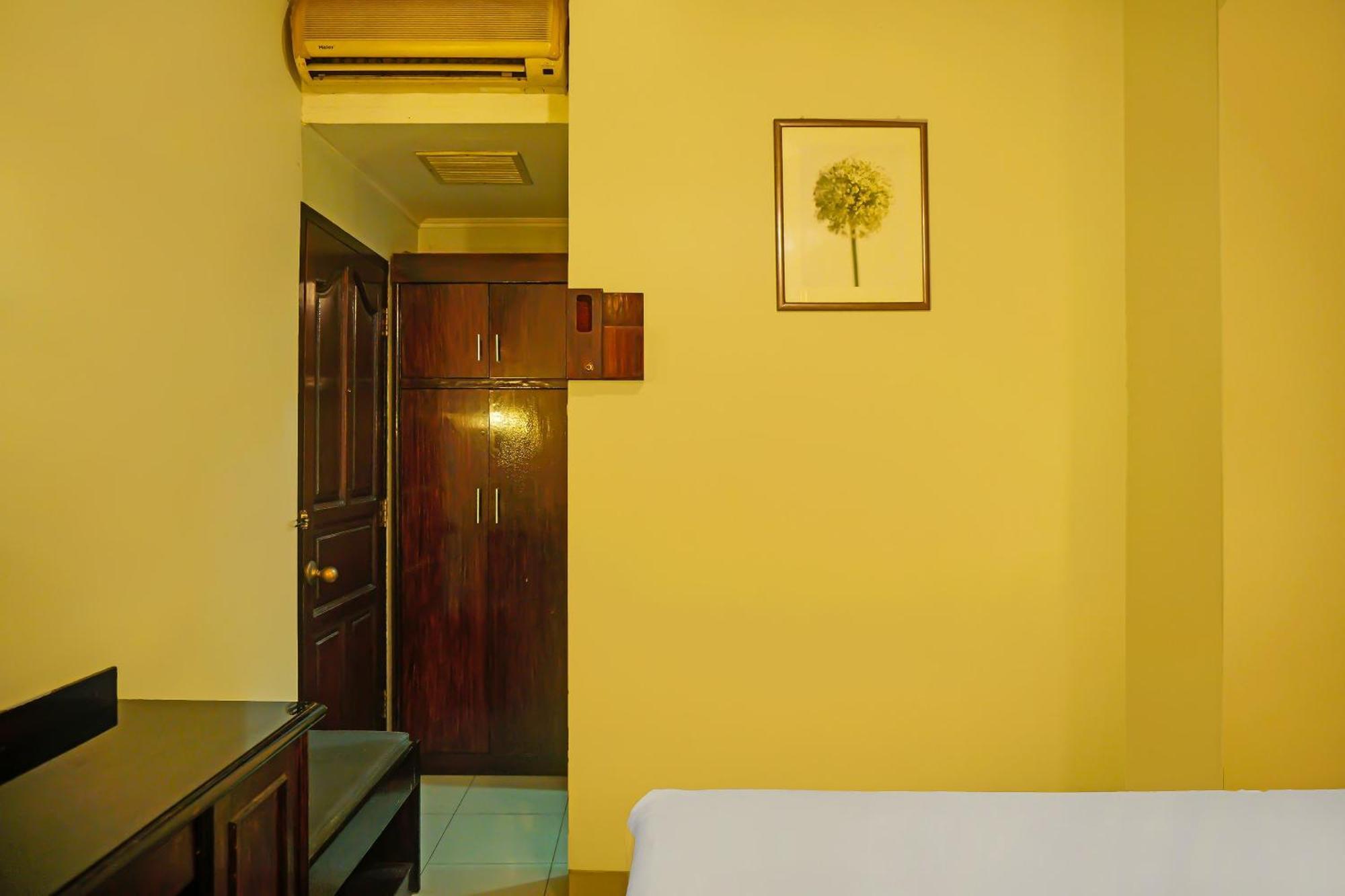 Super Oyo Collection O 92690 Hotel Limas パレンバン エクステリア 写真